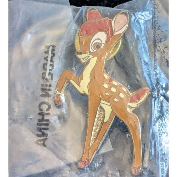 4 Disney pins Bambi Mickey Epcot 2000 John Flying Hidden Mickey March Hare - Picture 3 of 14